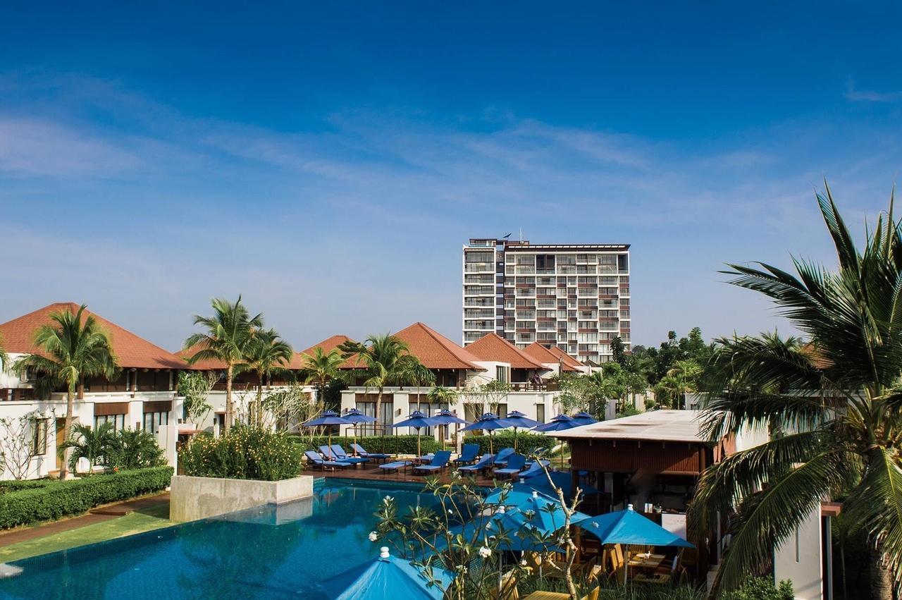 The Oriental Beach Resort Rayong Extérieur photo
