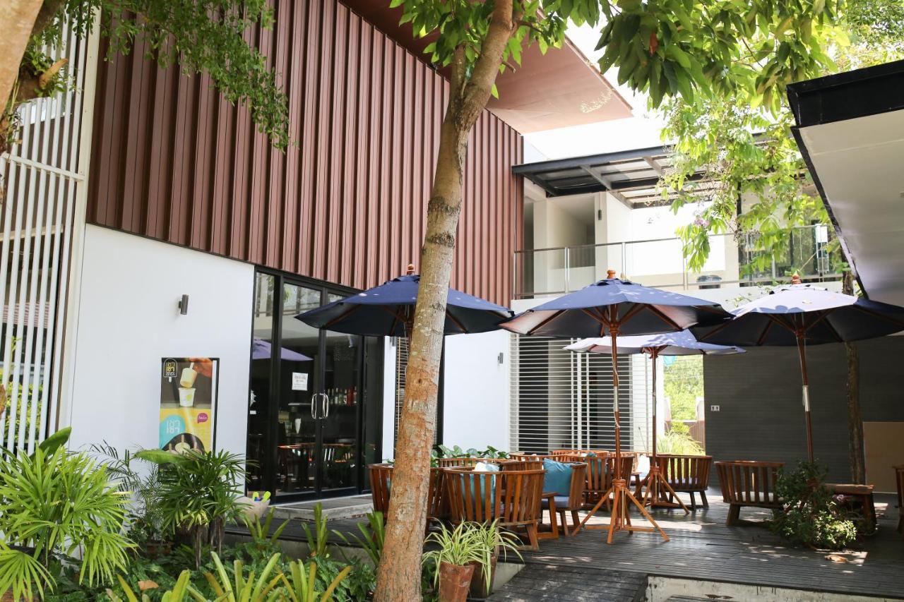 The Oriental Beach Resort Rayong Extérieur photo