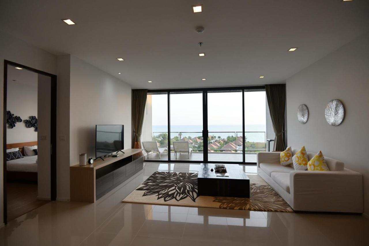 The Oriental Beach Resort Rayong Extérieur photo