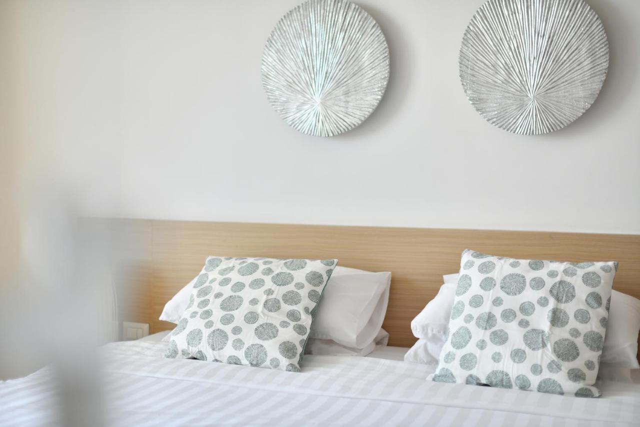 The Oriental Beach Resort Rayong Extérieur photo